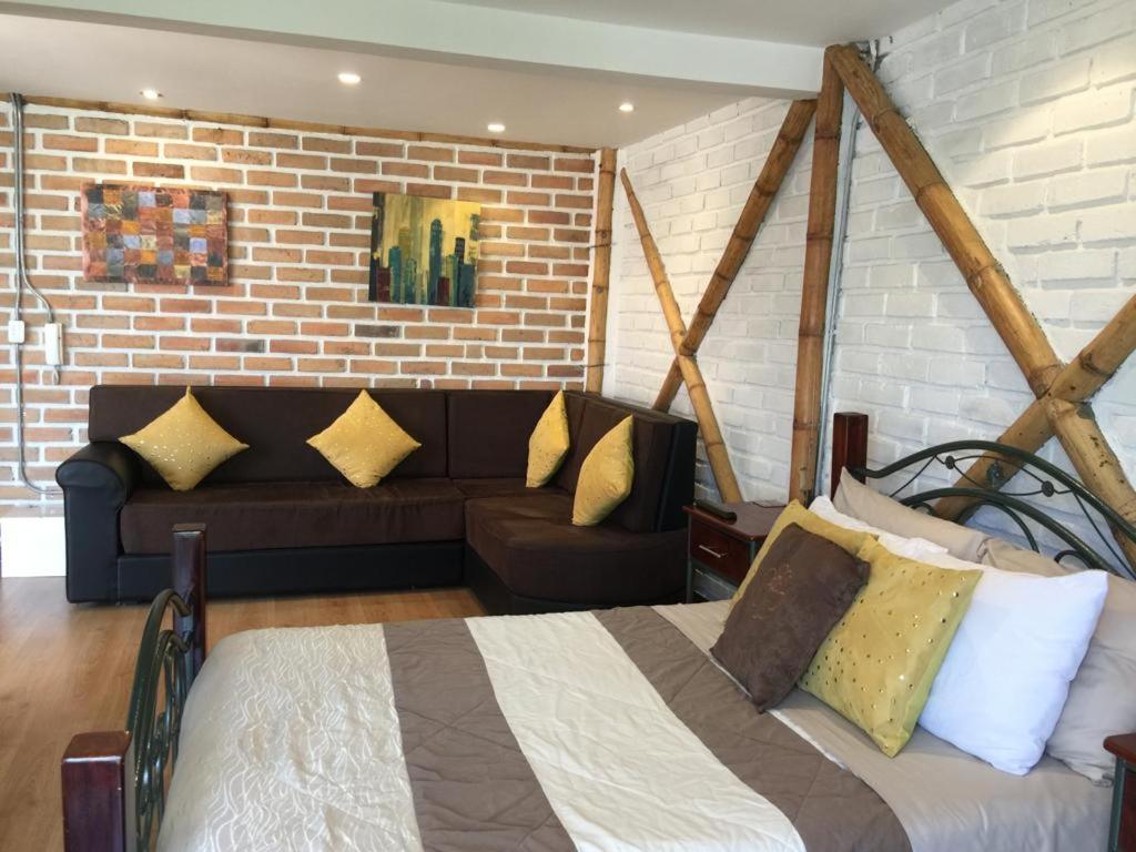 "Bambu Sierra" Cozzy Ecological Lofts Daire Cuenca Dış mekan fotoğraf